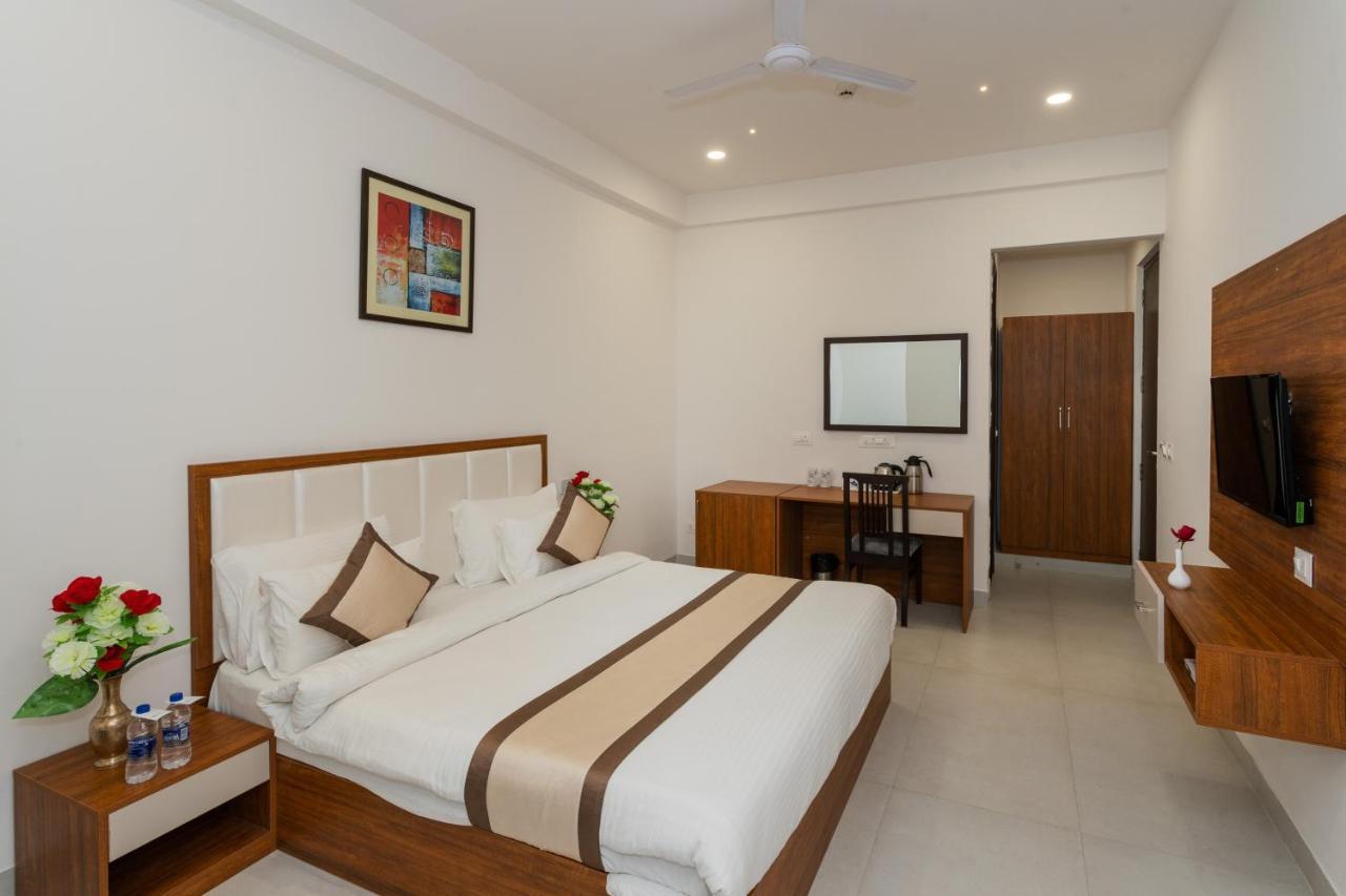 Hotel Siddhartha Inn Удайпур Екстериор снимка
